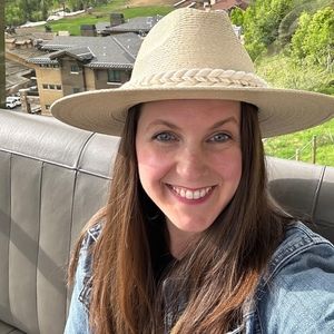 Meet your Posher, Erica